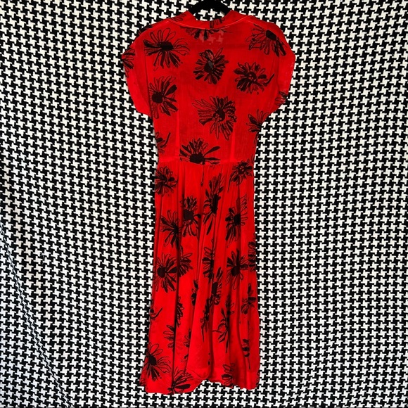 Vintage 1940s semi-sheer a-line red dress with allover black floral print. Small - Picture 10 of 15